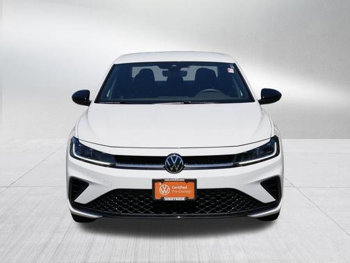 Pure White 2025 Volkswagen Jetta 1.5T Sport