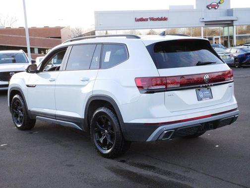 2024 Volkswagen Atlas 2.0T SEL