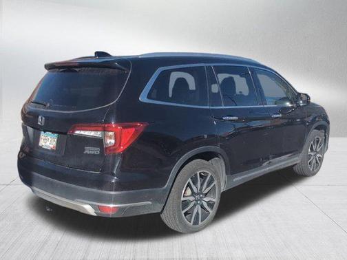2021 Honda Pilot Touring 8-Passenger
