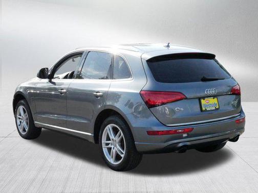 2015 Audi Q5 2.0T Premium Plus
