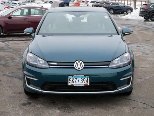 2017 Volkswagen e-Golf SEL Premium