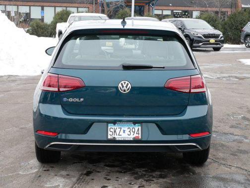 2017 Volkswagen e-Golf SEL Premium