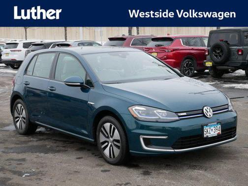 2017 Volkswagen e-Golf SEL Premium