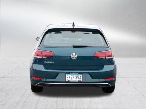 2017 Volkswagen e-Golf SEL Premium