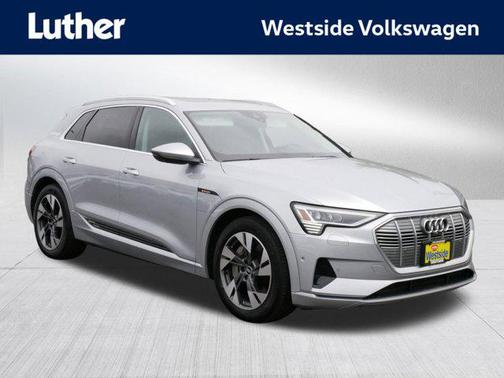 2021 Audi e-tron Prestige