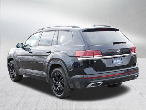 2023 Volkswagen Atlas 2.0T SE w/Technology 4MOTION