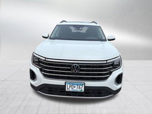 2024 Volkswagen Atlas 2.0T SE w/Technology 4MOTION