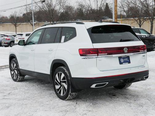 2024 Volkswagen Atlas 2.0T SE w/Technology 4MOTION