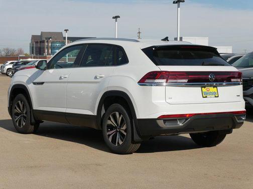 2026 Volkswagen Atlas Cross Sport 2.0T SE