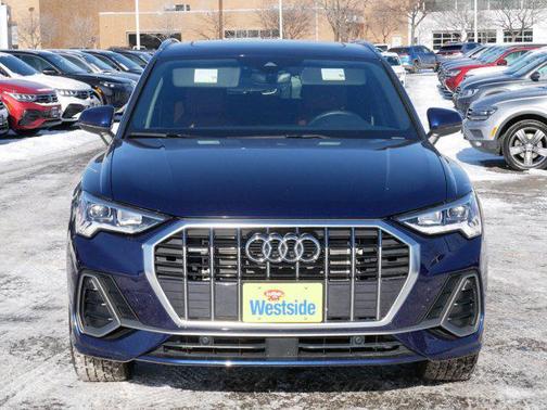 2023 Audi Q3 Premium 45 TFSI S line quattro Tiptronic