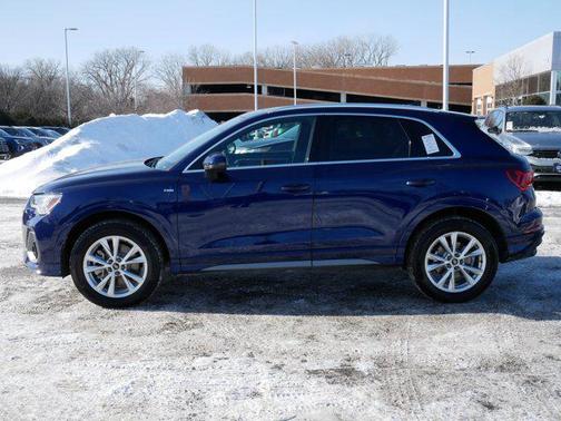 2023 Audi Q3 Premium 45 TFSI S line quattro Tiptronic