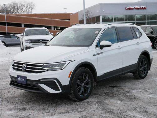 2024 Volkswagen Tiguan 2.0T SE 4MOTION