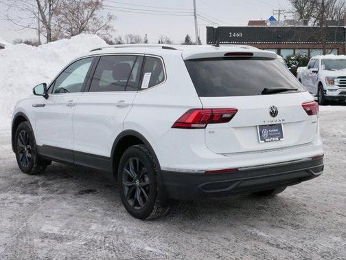 2024 Volkswagen Tiguan 2.0T SE 4MOTION
