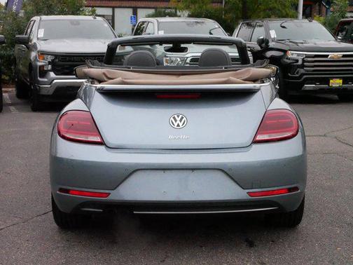 2019 Volkswagen Beetle 2.0T SE