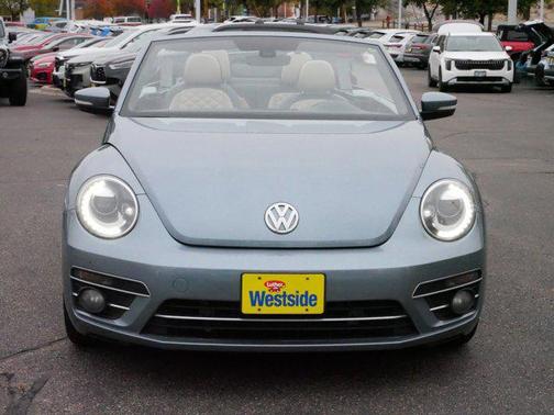 2019 Volkswagen Beetle 2.0T SE