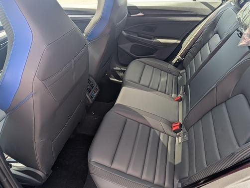 mythos black metallic 2026 Volkswagen Golf R 2.0T DSG