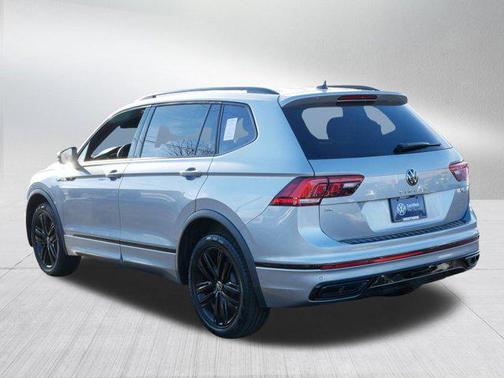 2022 Volkswagen Tiguan 2.0T SE R-Line Black 4MOTION