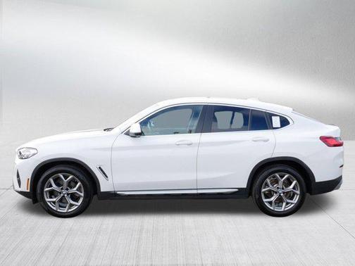 2023 BMW X4 xDrive30i