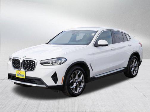2023 BMW X4 xDrive30i