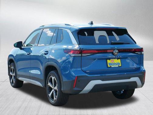 2025 Volkswagen Tiguan 2.0T SE 4MOTION