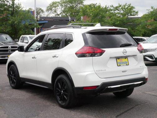 2017 Nissan Rogue SV