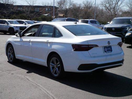 2023 Volkswagen Jetta 1.5T SE