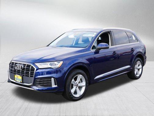 2022 Audi Q7 45 Premium