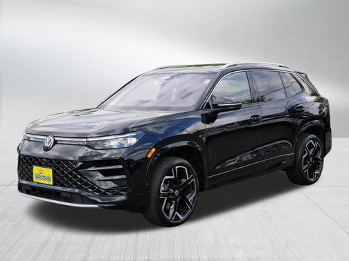 deep black pearl 2026 Volkswagen Tiguan 2.0T SEL R-Line 4MOTION