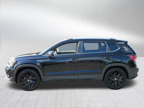 2024 Volkswagen Taos 1.5T SEL