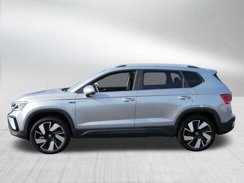 2024 Volkswagen Taos 1.5T SEL