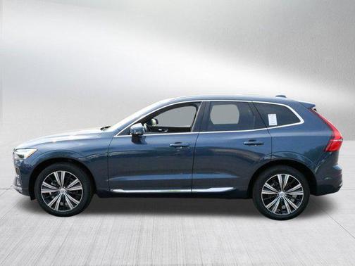 2022 Volvo XC60 B5 Inscription