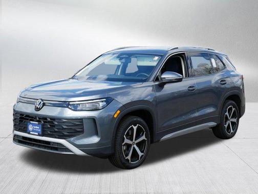 Platinum Gray Metallic 2025 Volkswagen Tiguan 2.0T SE 4MOTION