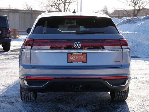 2025 Volkswagen Atlas Cross Sport 2.0T SE w/Technology 4MOTION