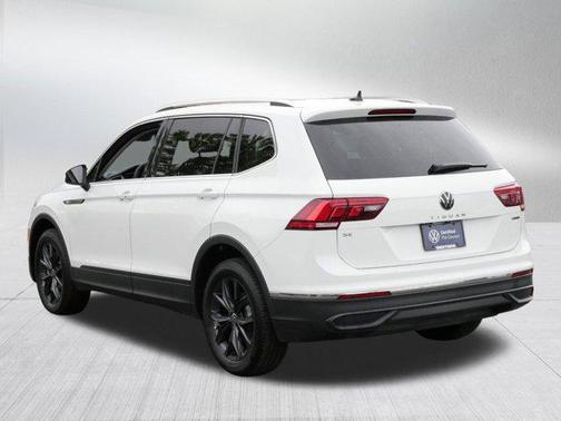 2024 Volkswagen Tiguan 2.0T SE 4MOTION