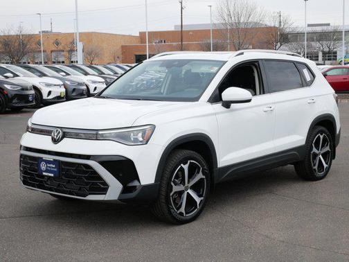 2025 Volkswagen Taos 1.5T SEL