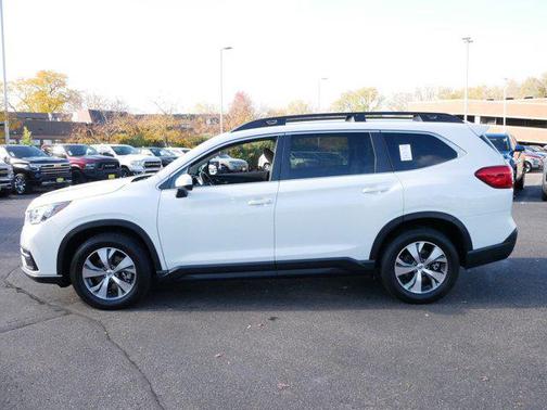 2022 Subaru Ascent Premium 8-Passenger