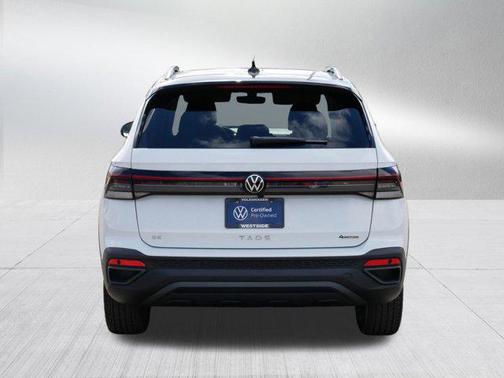 Pure White w/Deep Black Roof 2025 Volkswagen Taos 1.5T SE Black