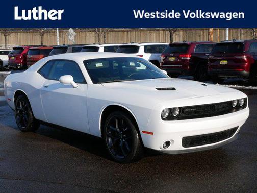 2022 Dodge Challenger SXT