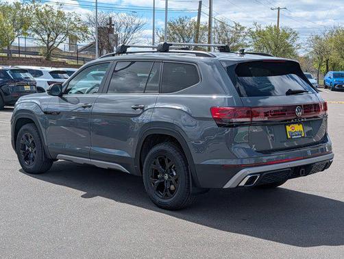 Pure Gray 2026 Volkswagen Atlas Peak Edition