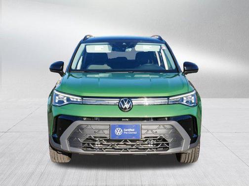 2025 Volkswagen Taos 1.5T SE Black