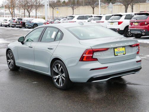 2025 Volvo S60 Core