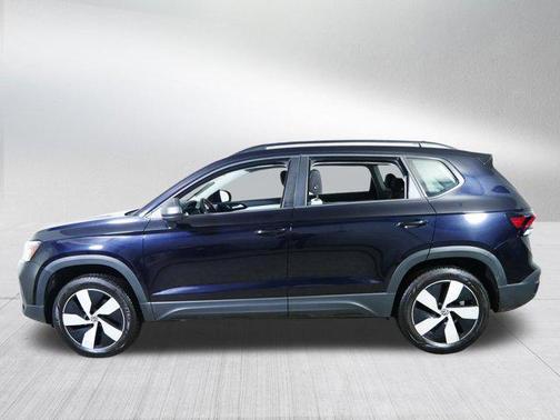 Deep Black Pearl 2025 Volkswagen Taos 1.5T S