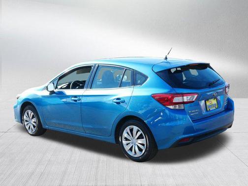 2017 Subaru Impreza 2.0i