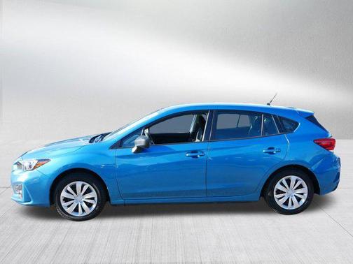 2017 Subaru Impreza 2.0i