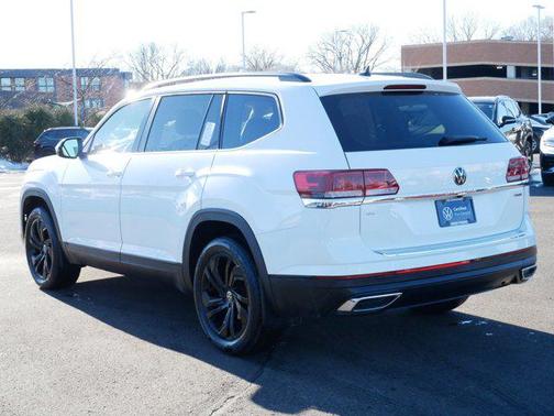 2023 Volkswagen Atlas 2.0T SE w/Technology 4MOTION