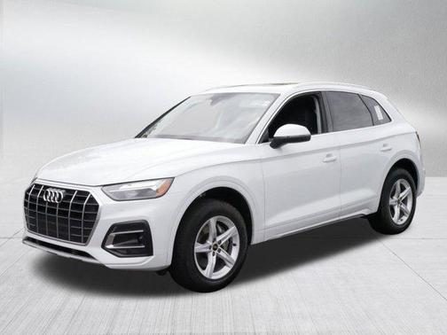 2024 Audi Q5 40 Premium