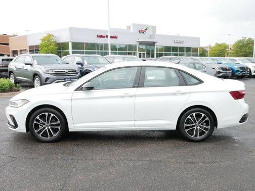 2025 Volkswagen Jetta 1.5T Sport