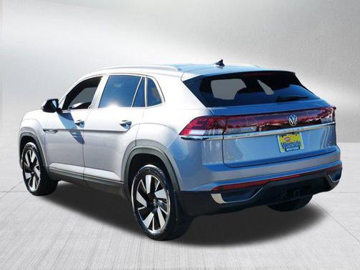 2025 Volkswagen Atlas Cross Sport 2.0T SE w/Technology 4MOTION