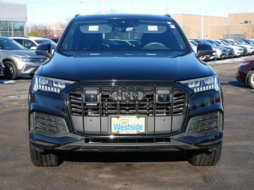 2024 Audi Q7 45 Premium Plus