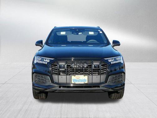 2024 Audi Q7 45 Premium Plus